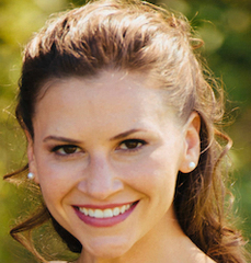 Kara Magliaro headshot
