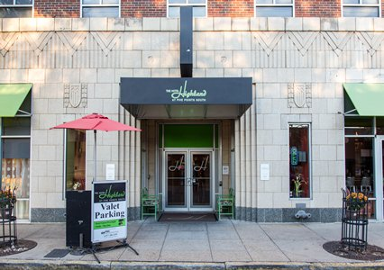 Hotel Highland Downtown