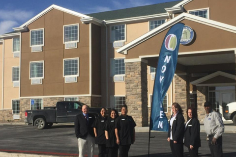 Cobblestone Inn and Suites