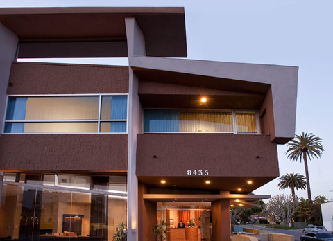 Elan Hotel