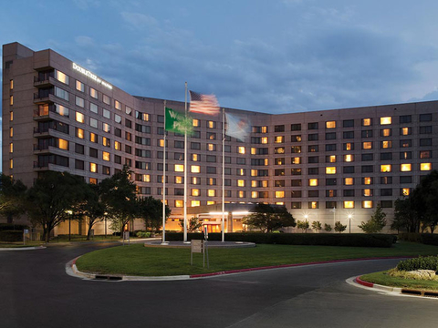 DoubleTree by Hilton Tulsa - Warren Place exterior photo
