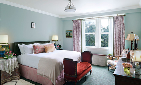 Pontchartrain Hotel