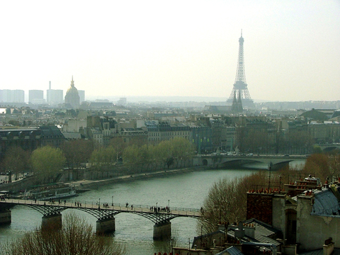 Paris Paris
