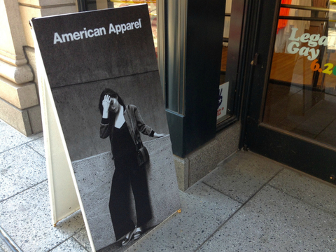 AmericanApparelsign American Apparel sign
