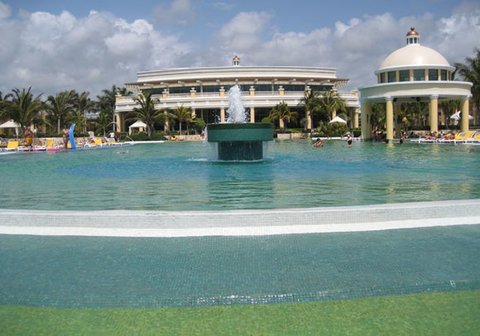 Iberostar Grand Hotel Paraiso pool iberostar-grand-hotel-paraiso-pool