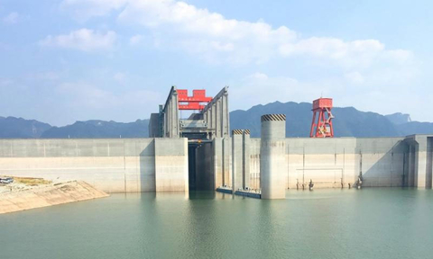 Three Gorges Dam Ship Elevator Victoria Cruises Editorial Three Gorges Ship Elevator