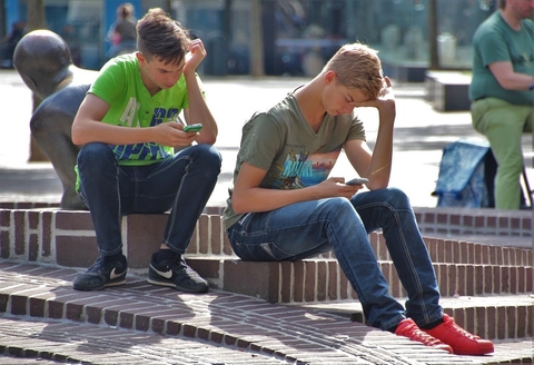 kids on phones (Pixabay) cell phones