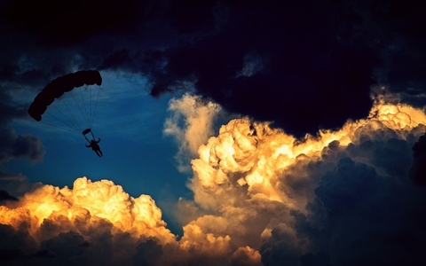 Parachute9 Parachute
