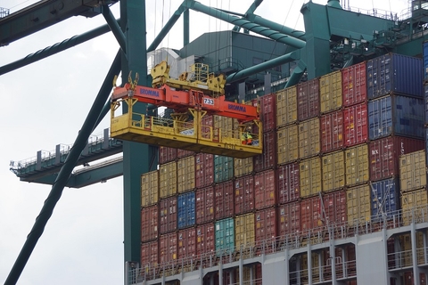 ship containers (Pixabay) ship