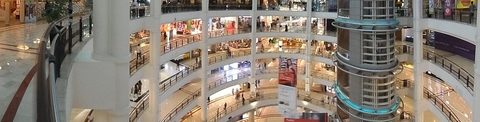 shopping mall (Pixabay) Shopping mall