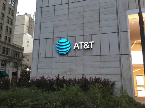 AT&T sign AT&T (Wikipedia)