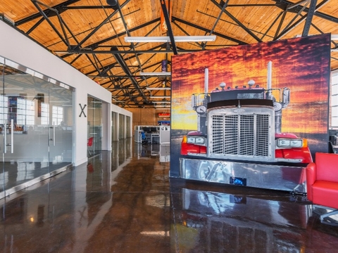 BBHtruck truck