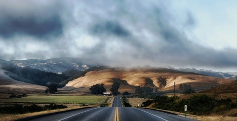 California hills California (Pixabay)