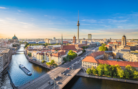 Berlin The second day of the International Hotel Investment Forum was all about milestones and partnerships, and there was plenty to go around.
