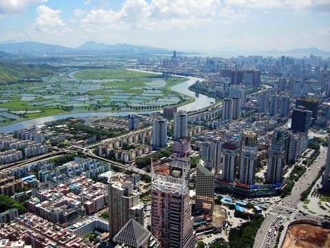 Shenzhen (SSDPenguin CC BY 3.0) View of Shenzhen from high perspective