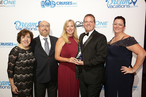 Cruises Inc Agent of the Year 2017 Cruises Inc. Agents of the Year Dinah and Michael Cohen; 2017 Cruises Inc. Agent of the Year Lori Foster; General Manager of Network Engagement and Performance Drew Daly; and Senior Vice President Debbie Fiorino.
