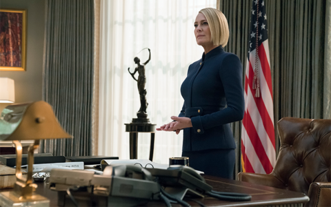 Robin Wright's Hairstylist Shares Bob Tips Robin Wright's Hairstylist Shares Bob Tips