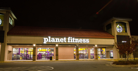 PlanetFitnessDurham_Ext-770.jpg