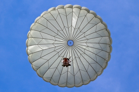 Parachute Parachute