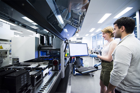 People working at one of Ginkgo Bioworks' facilities Ginkgo