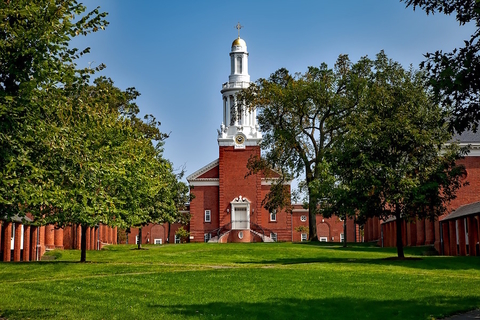 Yale University-pixabay Yale University campus - red building and a quadrangle with trees