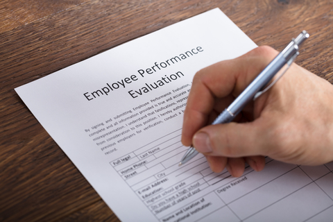 Employee Review If you want to improve employee performance, think about your daily conversations with employees, as no better opportunity exists to reinforce and help refine excellent employee performance.