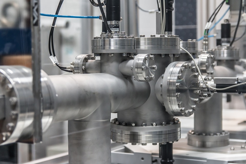industrial piping Wireless device monitors gaseous hazards in places where wired sensors are not practical