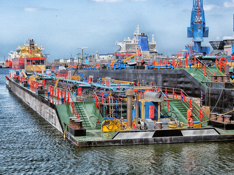 Port of Rotterdam At ports such as Rotterdam (Netherlands), sensors are helping to create smart industrial terminals