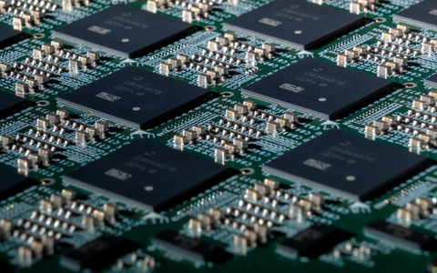 Intel AI chips Loihi chips