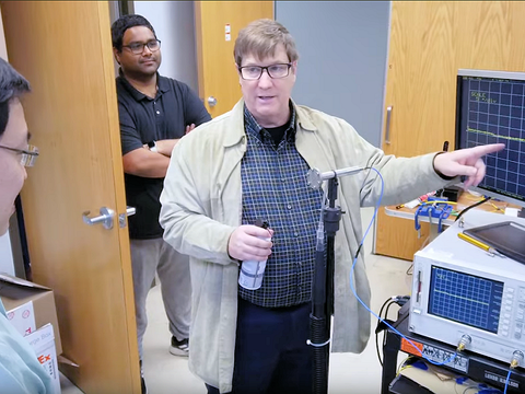 Airborne biohazard system screens travelers Researchers at Missouri University of Science and Technology are developing an airborne-biohazard system that could help screeners spot air travelers with lung diseases due to coronavirus and other viruses.