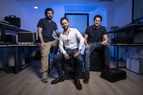 Quantum Machines Nissim Ofek, Itamar Sivan, and Yonatan Cohen