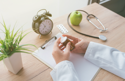 Doctor with opioids Doctor with opioids