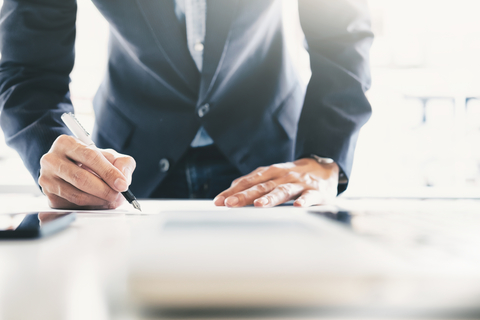Business Writing Sadly, many good business people are very poor writers, and poor writing in any context leaves a lasting impression.