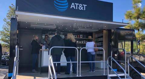 AT&T pop-up store (AT&T) AT&T pop-up store (AT&T)