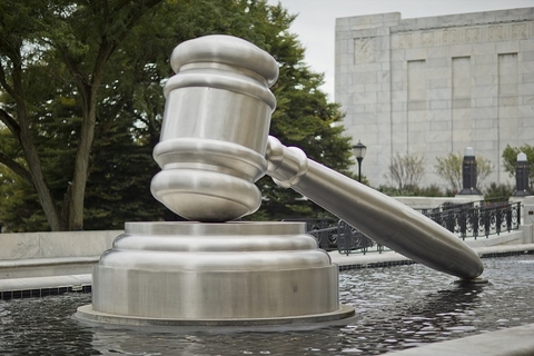 gavel_statue_pixabay_800 gavel_statue_pixabay_800