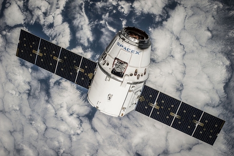 SpaceX satellite SpaceX (Pixabay)