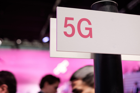 5G (Flickr user Kārlis Dambrāns) 5G (Flickr user Kārlis Dambrāns)