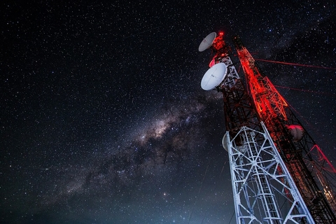 satellite tower satellite tower (Pixabay)