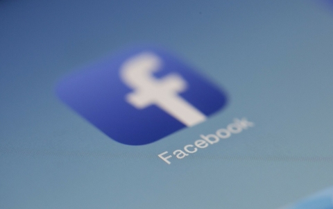 Facebook Facebook