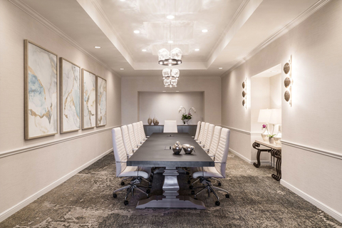 Hilton Santa Barbara Beachfront Resort Coastal-chic atmosphere inspires Atwater Inc. Studio’s renovation of event space of Hilton Santa Barbara Beachfront Resort.