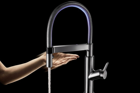 Solenta Senso faucet Solenta Senso is a faucet that responds with a simple passing wave.