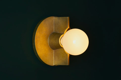 Meridian collection The Meridian collection was designed at O&G Studio's Rhode Island workshop using sand-cast brass, resulting in an elemental texture pleasing to the eye and touch.