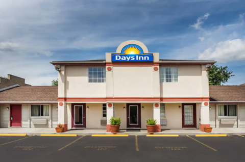 Days Inn in Plymouth, Indiana Both transactions occurred on the same day, Dec. 18, and include the 97-room La Quinta Inn & Suites Louisville Airport & Expo and the 38-room Days Inn in Plymouth, Indiana.