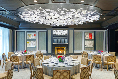 The Millennium Park The Peninsula Chicago unveils newest meeting space designed by Bill Rooney Studio.