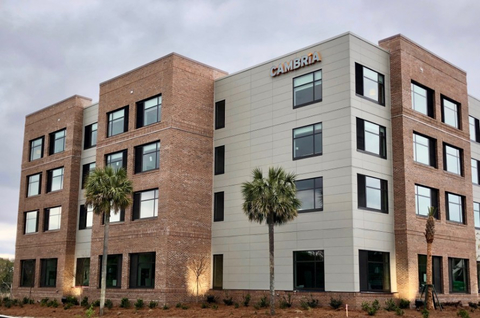 Cambria Hotel Charleston Riverview The hotel's exterior