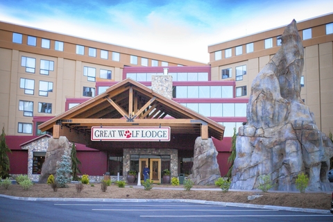 Great Wolf Lodge Hennessy previously served as advisor to Great Wolf Resorts’ senior management team during his tenure on the company’s board of directors.