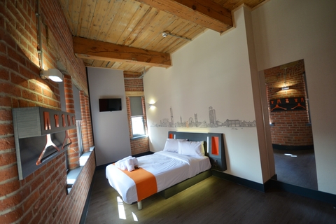 easyHotel double room easyHotel double room