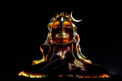 Adiyogi_projectionmapping2.jpg