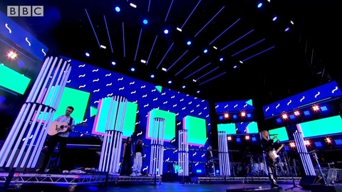 BBC Big Weekend - Ellie Goulding 3 (Medium).jpg