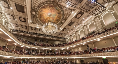 Cincinnati Music Hall installs new lighting system